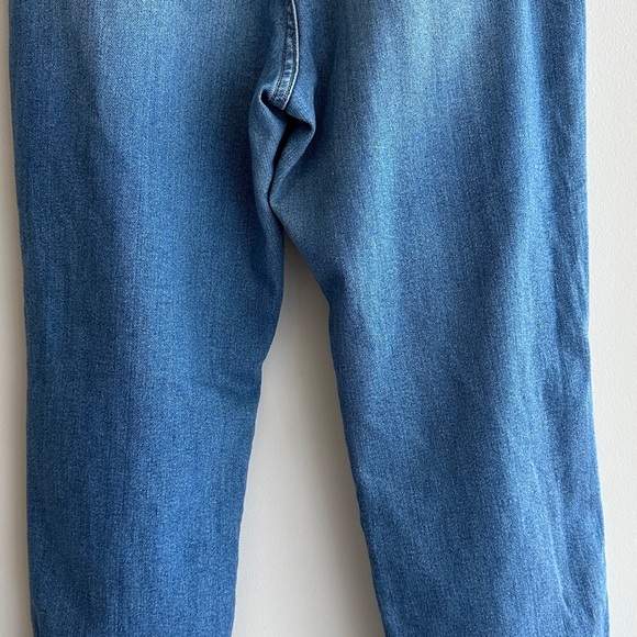 Studio Blue Distressed Light-Medium Wash Blue Jeans, Size 31 - Picture 13 of 16